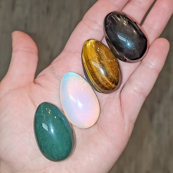 Crystal Gemstone Egg Quartz Amethyst Jasper Solidate Aventurine Opal Tigers Eye - Picture 4 of 4